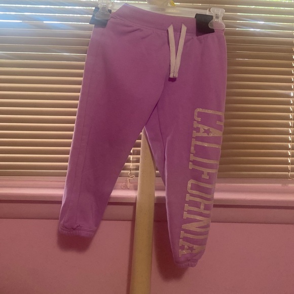 Toddler girl tracking suit - Picture 2 of 3